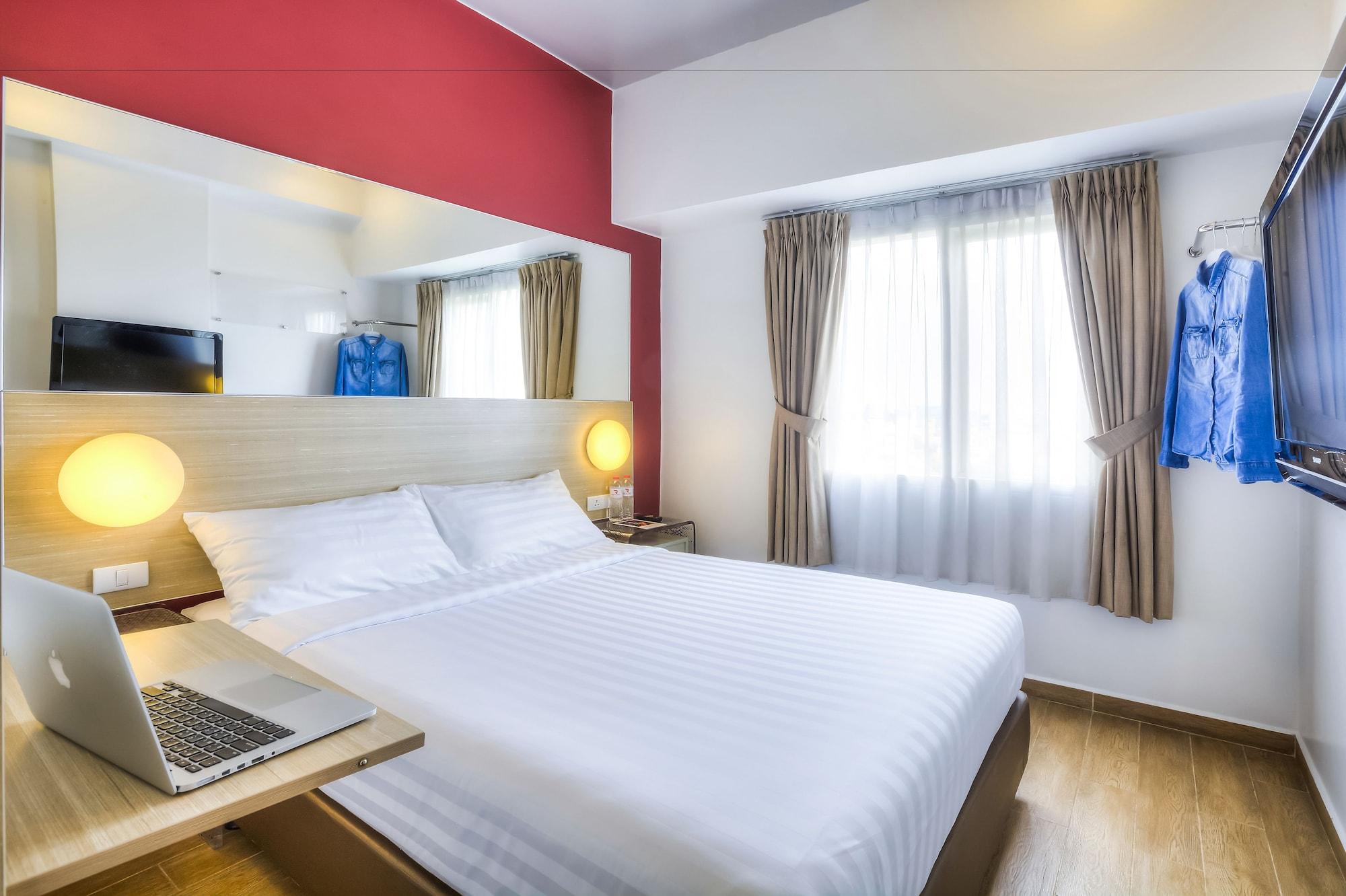 Monoloog Hotel Pekanbaru Extérieur photo