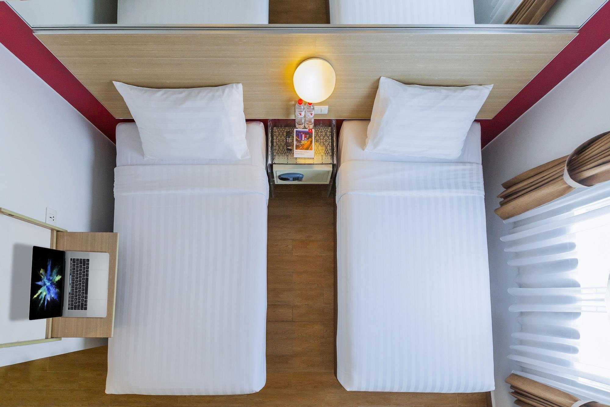 Monoloog Hotel Pekanbaru Extérieur photo