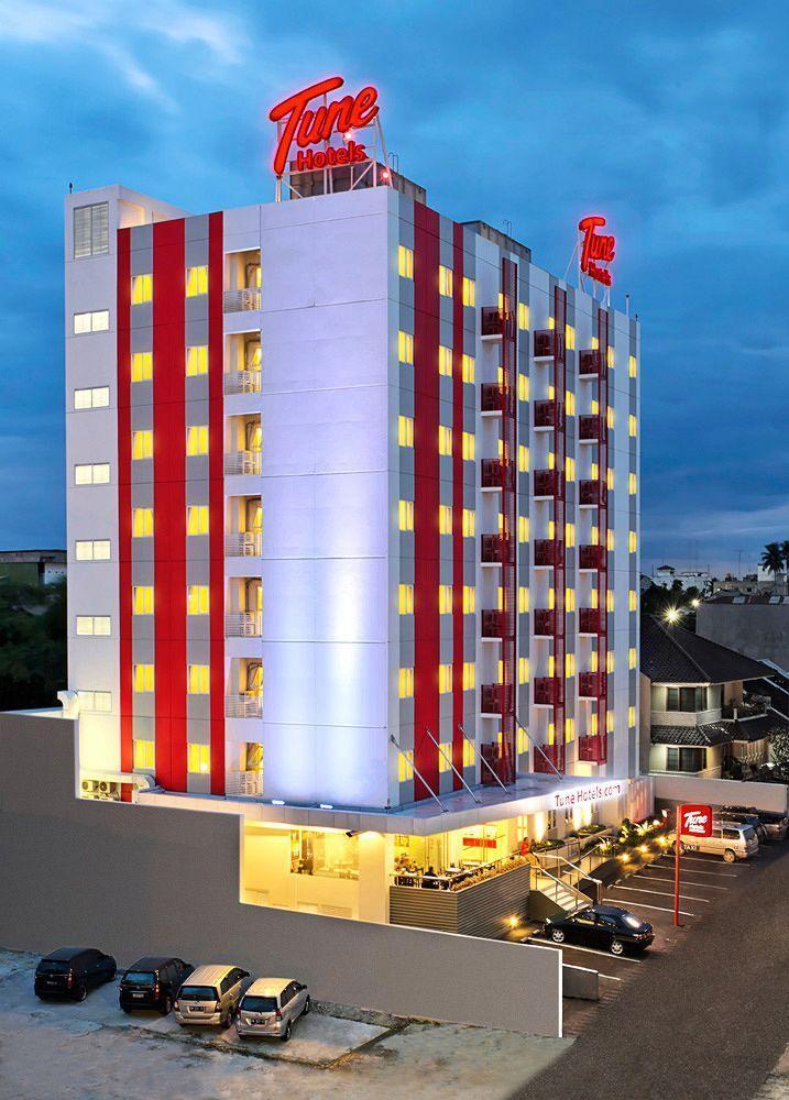 Monoloog Hotel Pekanbaru Extérieur photo